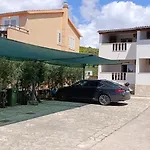 Lumira Apartamento Jezera